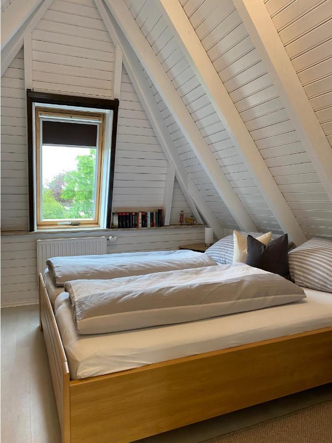 Ferienhaus Robbe Dorum エクステリア 写真